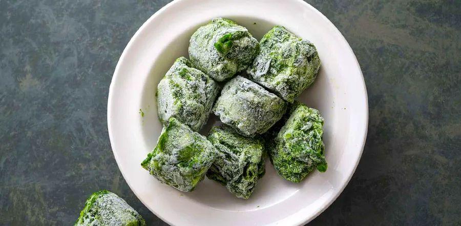 Cover Image for 4 Foolproof Ways to Freeze Spinach