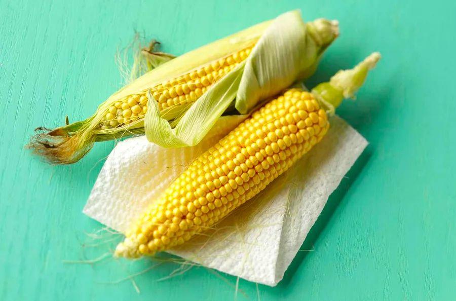 Cover Image for How to Store Corn on the Cob for Later Use
