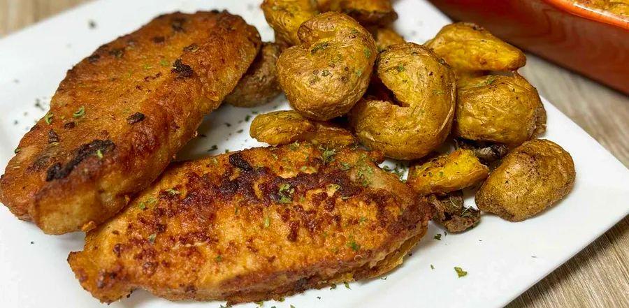 Cover Image for Crispy Onion-Crusted Pork Chops