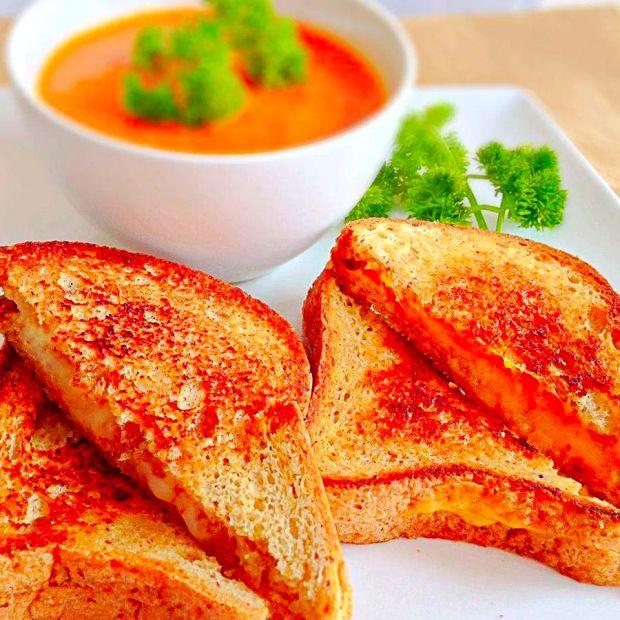 Cover Image for Classic Grilled Cheese Sandwich