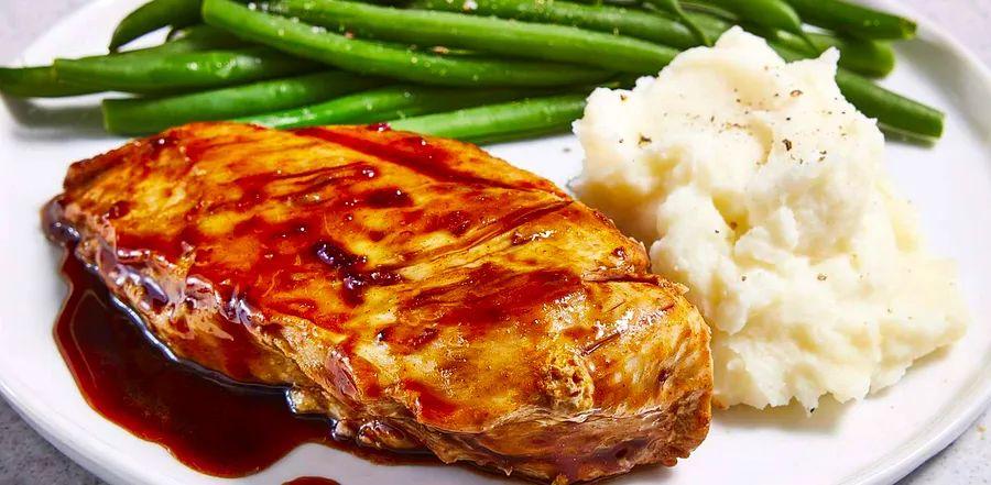 Cover Image for Chicken in Red Wine Sauce