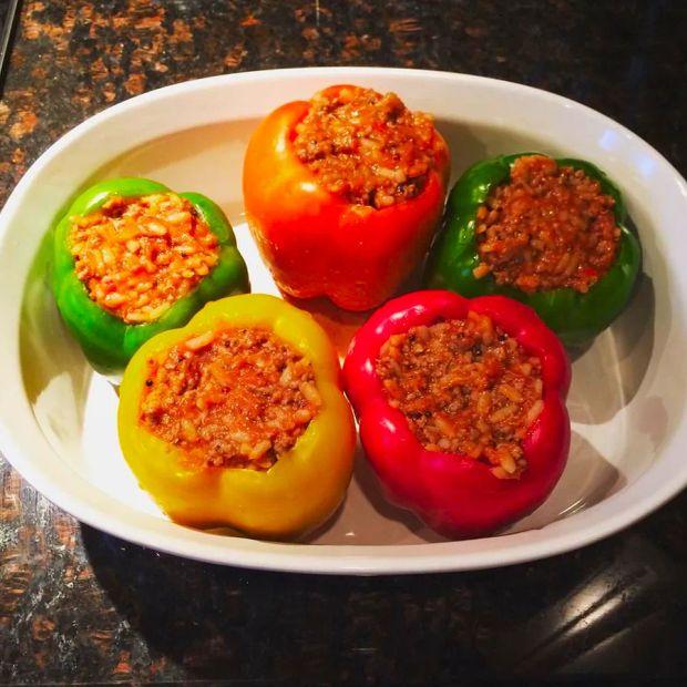 Cover Image for Healthier Stuffed Bell Peppers