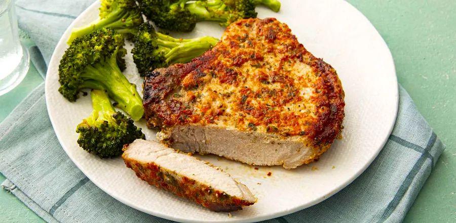 Cover Image for Crispy and Juicy Air Fryer Pork Chops
