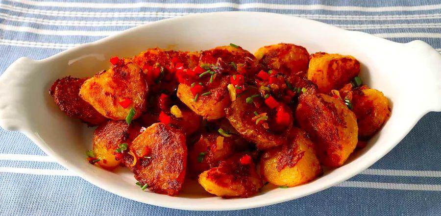 Cover Image for The Science-Backed Method for Achieving Perfectly Crispy Roasted Potatoes