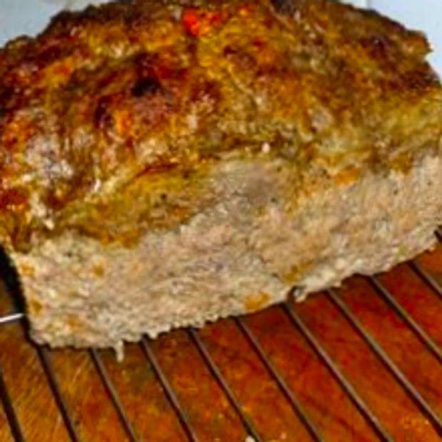 Cover Image for Three-Meat Loaf Delight