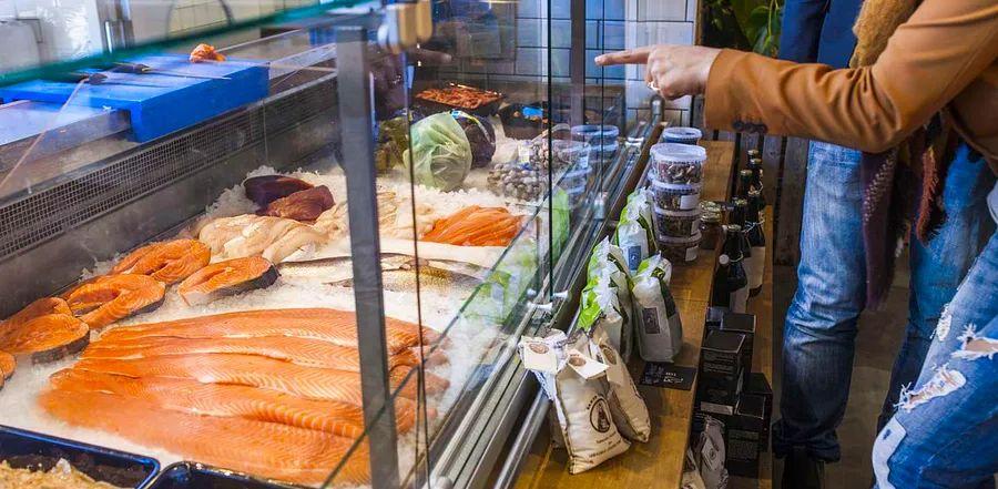 Cover Image for What does it mean to be a pescatarian?