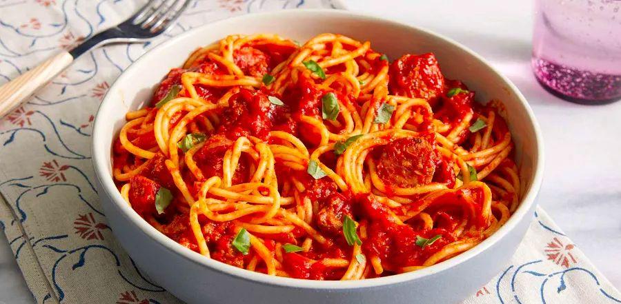 Cover Image for Take your Italian dinner to the next level with this Nonna-approved pasta trick that will transform your weeknight meal.