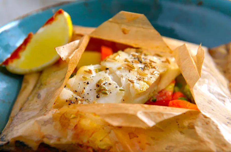 Cover Image for How to Cook Fish Without Filling Your Home with the Smell for Days