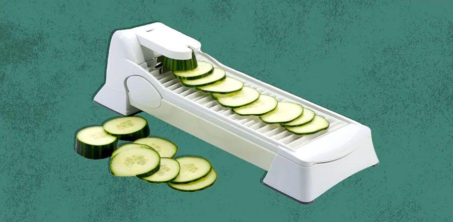 Cover Image for This Popular Kitchen Tool Can Be Dangerous—Here's How to Stay Safe
