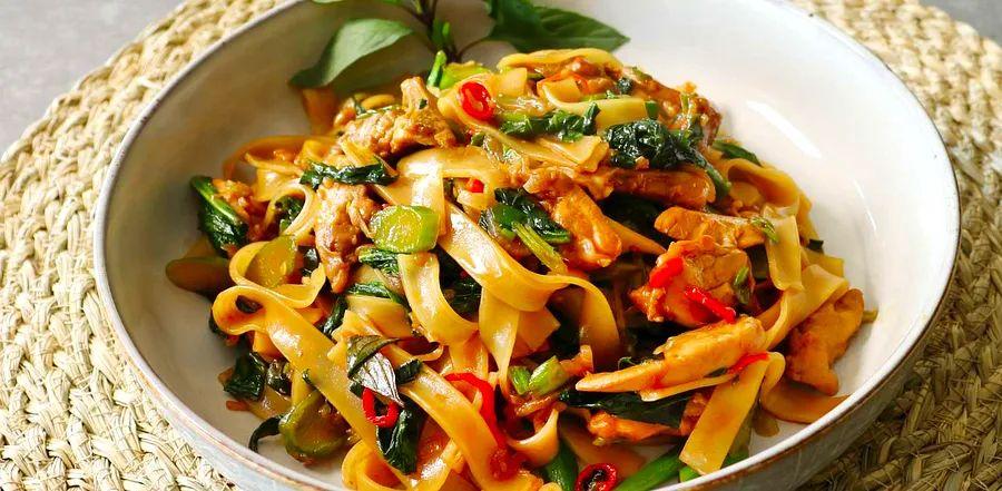 Cover Image for Chef John's Spicy Drunken Noodles