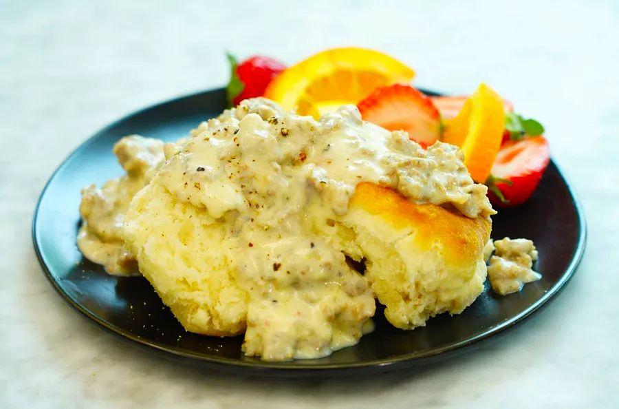 Cover Image for Learn how to prepare easy, delicious biscuits and gravy, a classic comfort food that will have your taste buds singing.