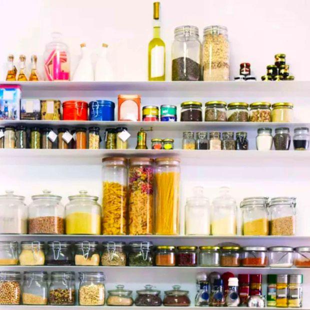Cover Image for 5 Foods You Should Avoid Eating From Your Vacation Rental