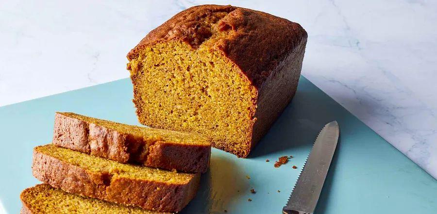 Cover Image for Homemade Starbucks Pumpkin Bread