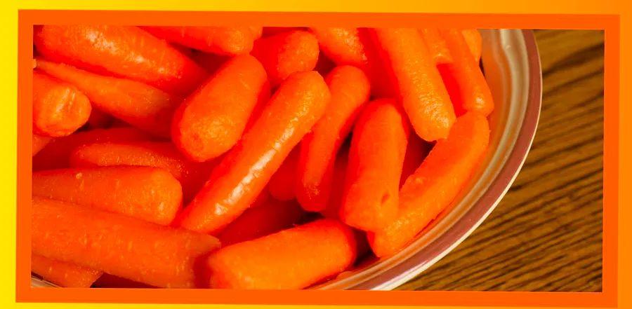 Cover Image for Here’s Why Your Baby Carrots Are Always So Damp