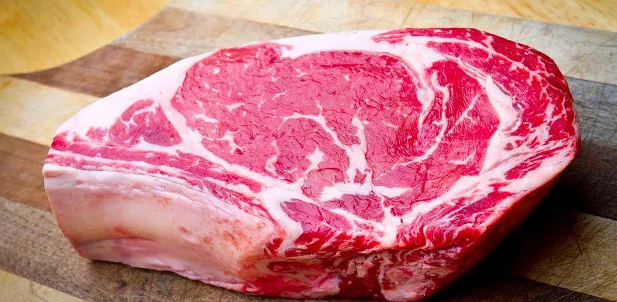 Cover Image for How to Quickly Thaw Steak
