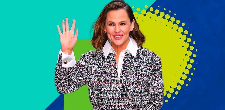 Cover Image for Jennifer Garner Loves to Bake Our Most Popular Pumpkin Bread Recipe