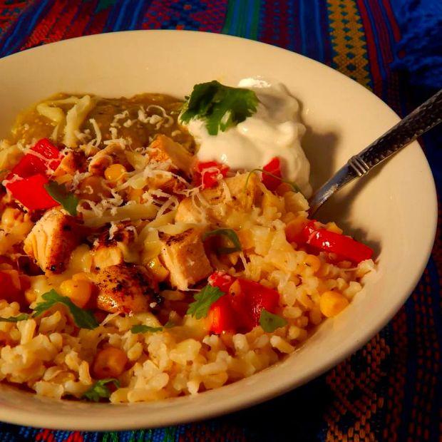 Cover Image for Baja-Inspired Chicken Bowl