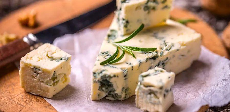 Cover Image for What Is Blue Cheese All About?