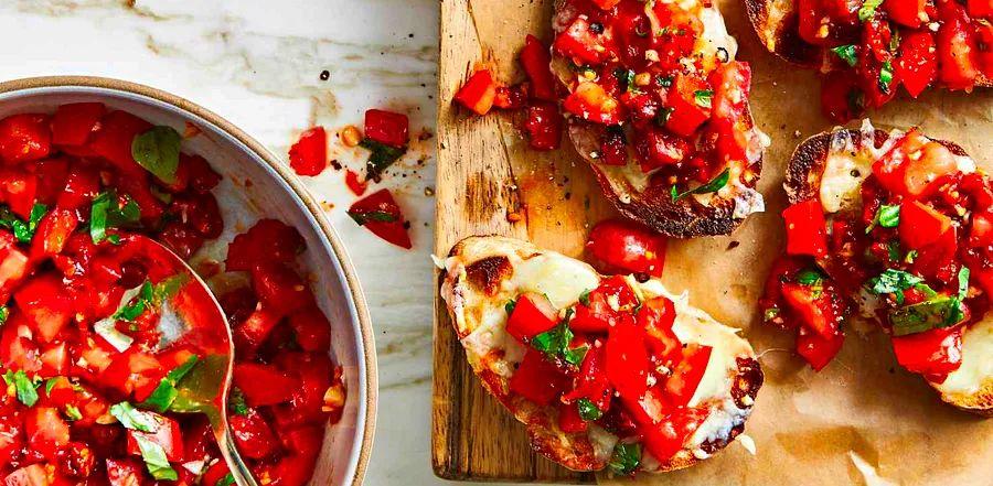 Cover Image for Our Top Tomato Recipe Is So Delicious, Reviewers Claim It 'Deserves 15 Stars'