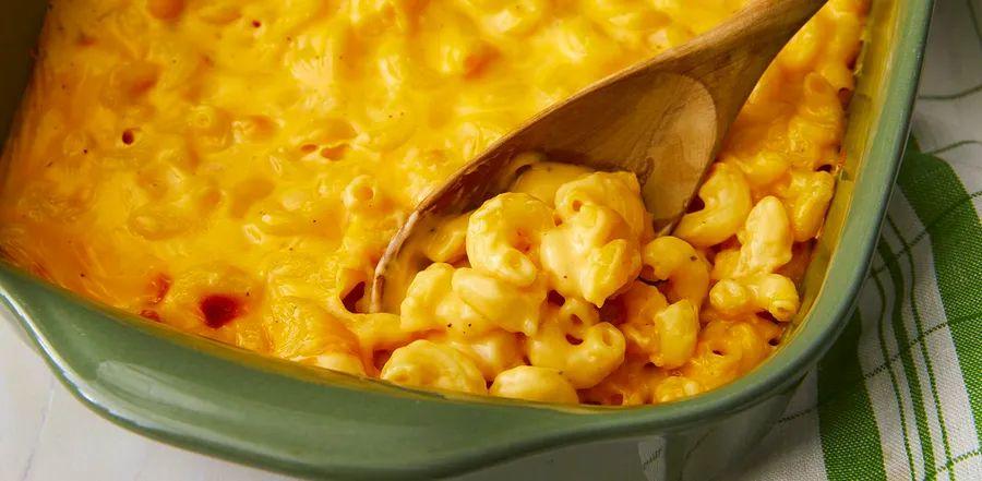 Cover Image for The Top Pasta Shape for Mac and Cheese, According to Experts