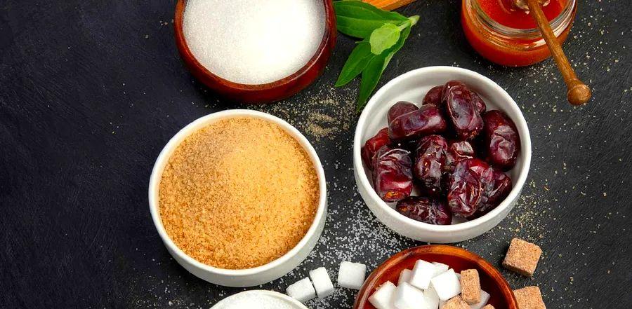 Cover Image for 10 Unexpected Maple Syrup Substitutes You Need to Try