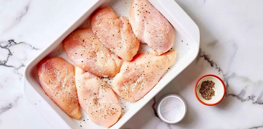 Cover Image for The 6 Most Commonly Searched Questions About Cooking Chicken, Answered