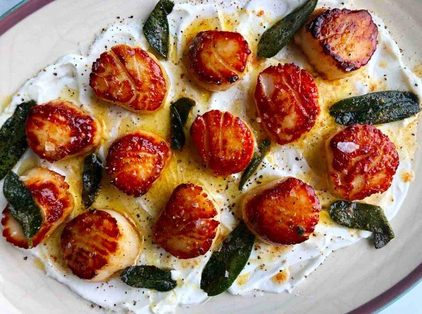 Cover Image for The Ultimate Guide to Perfectly Searing Scallops Every Time