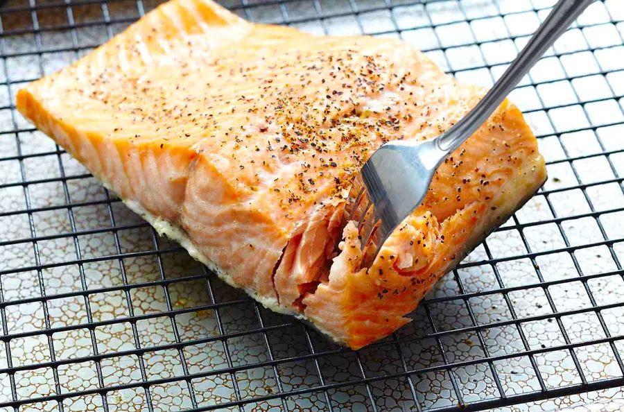 Cover Image for Perfect Salmon Cooking Times