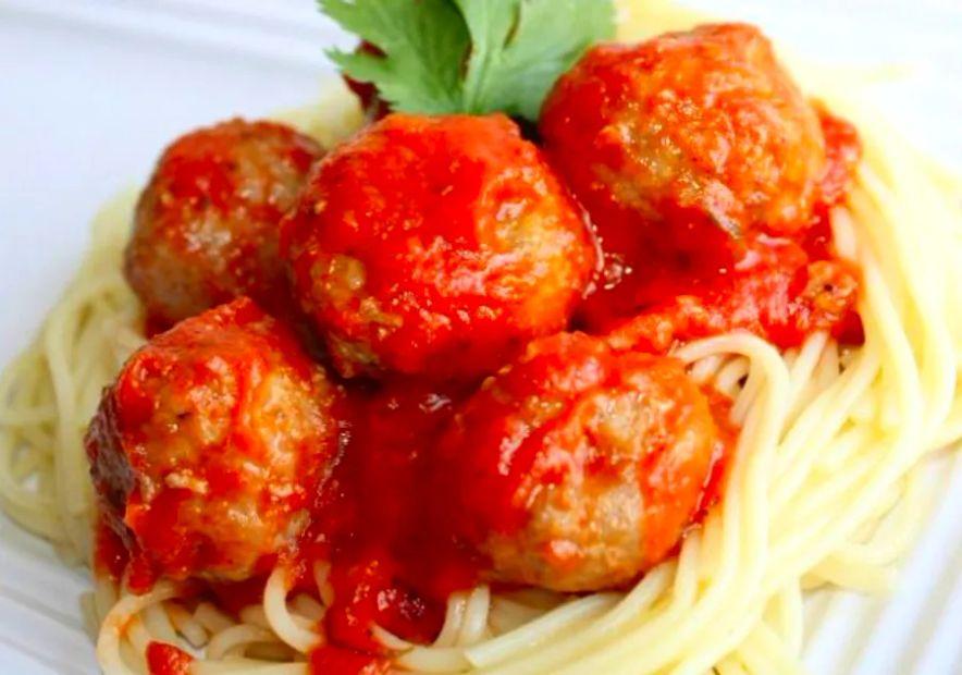 Cover Image for A Guide to Crafting Perfect Meatballs Every Time