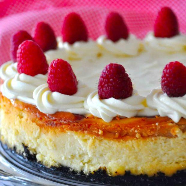Cover Image for Explore our top 19 cheesecake recipes that stand out as all-time favorites, offering something for every taste and occasion.