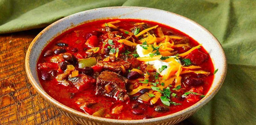 Cover Image for Slow Cooker Chili with Stew Meat