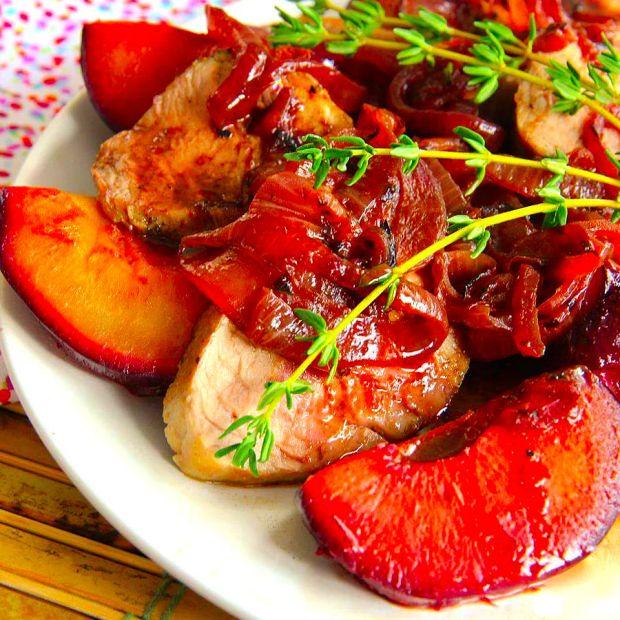 Cover Image for Roasted Pork Tenderloin with Fresh Plum Sauce