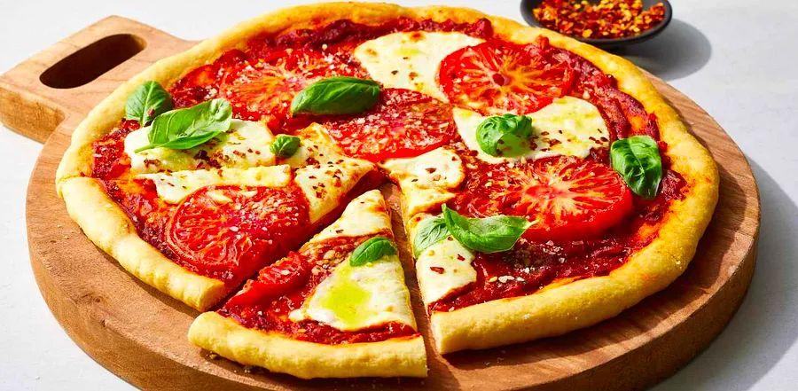 Cover Image for Mike's Homemade Pizza Recipe