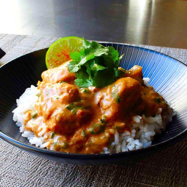 Cover Image for Velvety Cashew Chicken Curry