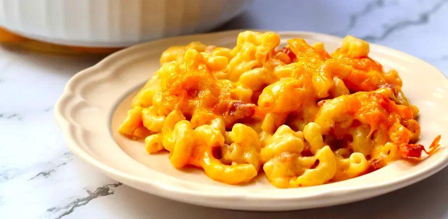Cover Image for Bacon-Infused Cheddar Mac & Cheese