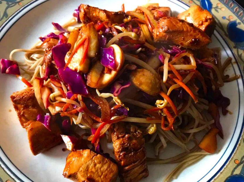 Cover Image for Chicken Yakisoba