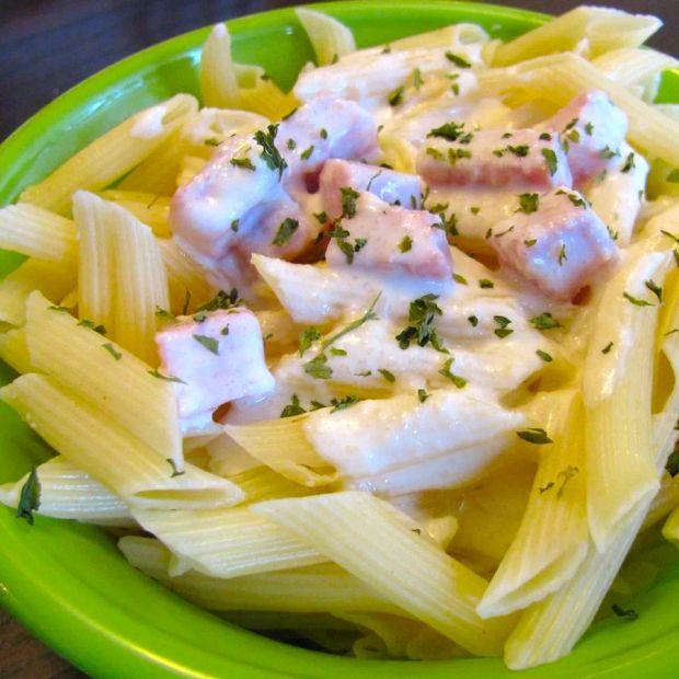 Cover Image for Ham Fettuccine Alfredo