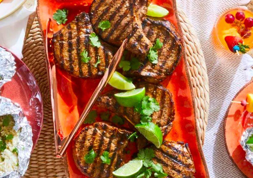 Cover Image for This 3-Ingredient Marinade Will Make Your Grilled Pork Chops Incredibly Juicy