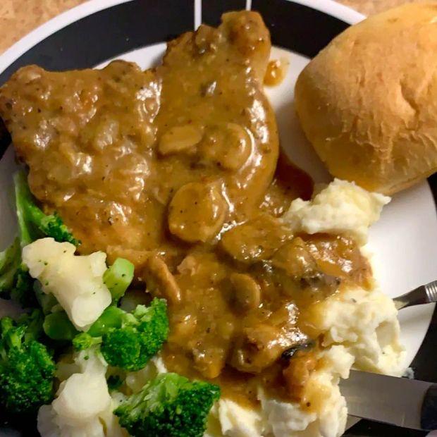Cover Image for Pork Chops in Savory Onion Gravy
