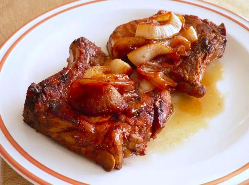 Cover Image for Grilled Pork Chops with Soy-Honey Glaze
