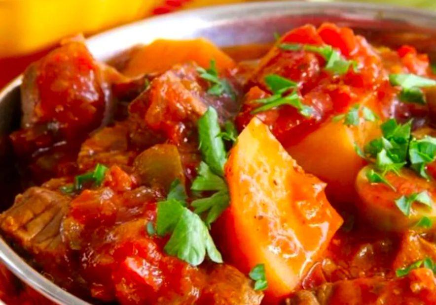 Cover Image for 7 Gluten-Free Slow Cooker Meals