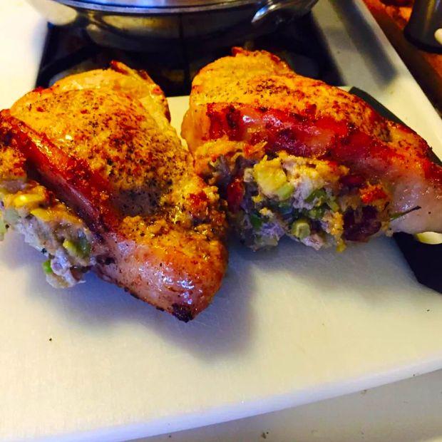 Cover Image for Pork Chops with Apple Stuffing