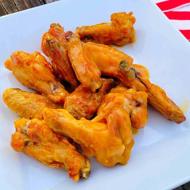 Cover Image for Sweet and Spicy Mustard Glazed Chicken Wings
