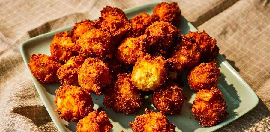 Cover Image for Vicki's Crispy Hush Puppies