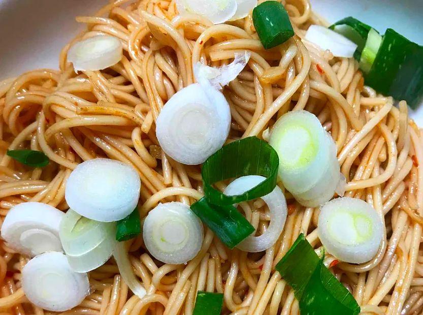 Cover Image for Quick Chinese-Inspired Rice Vermicelli