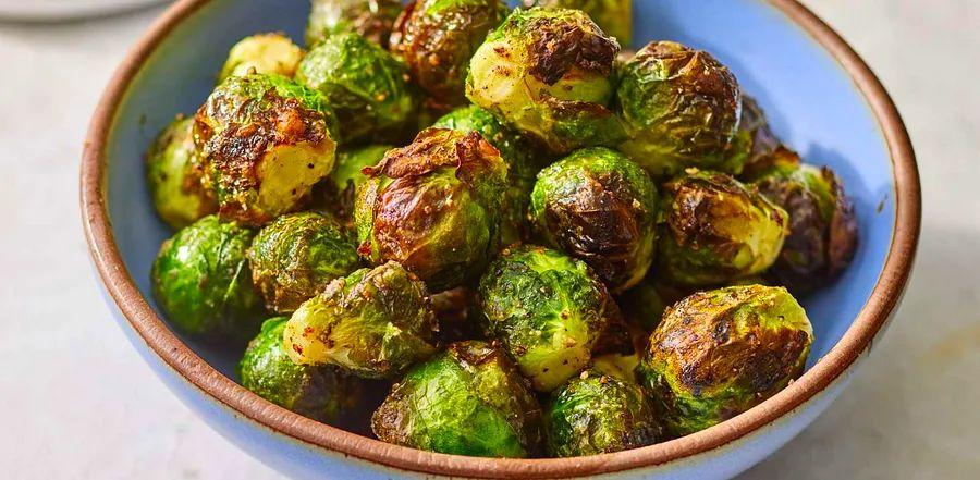 Cover Image for Easy Air Fryer Brussels Sprouts