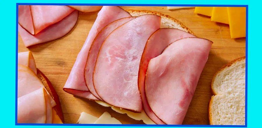 Cover Image for Important Reminder: These 5 Foods Expire the Fastest
