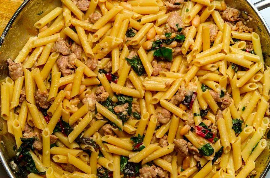 Cover Image for The Essential Ratio for One-Pot Pasta Dishes