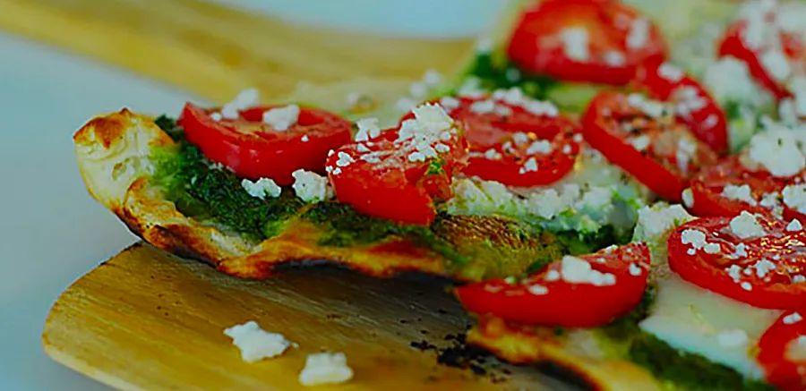 Cover Image for Pesto Pizza Delight