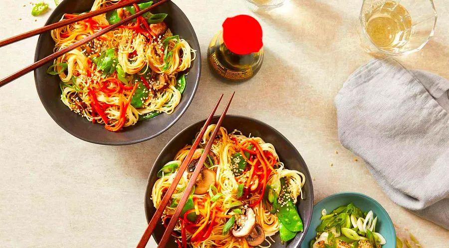 Cover Image for Quick Veggie-Pasta Bowls